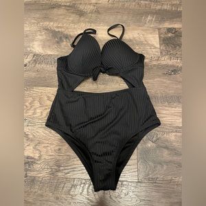 Shade and Shore 36C Black Rib Monokini